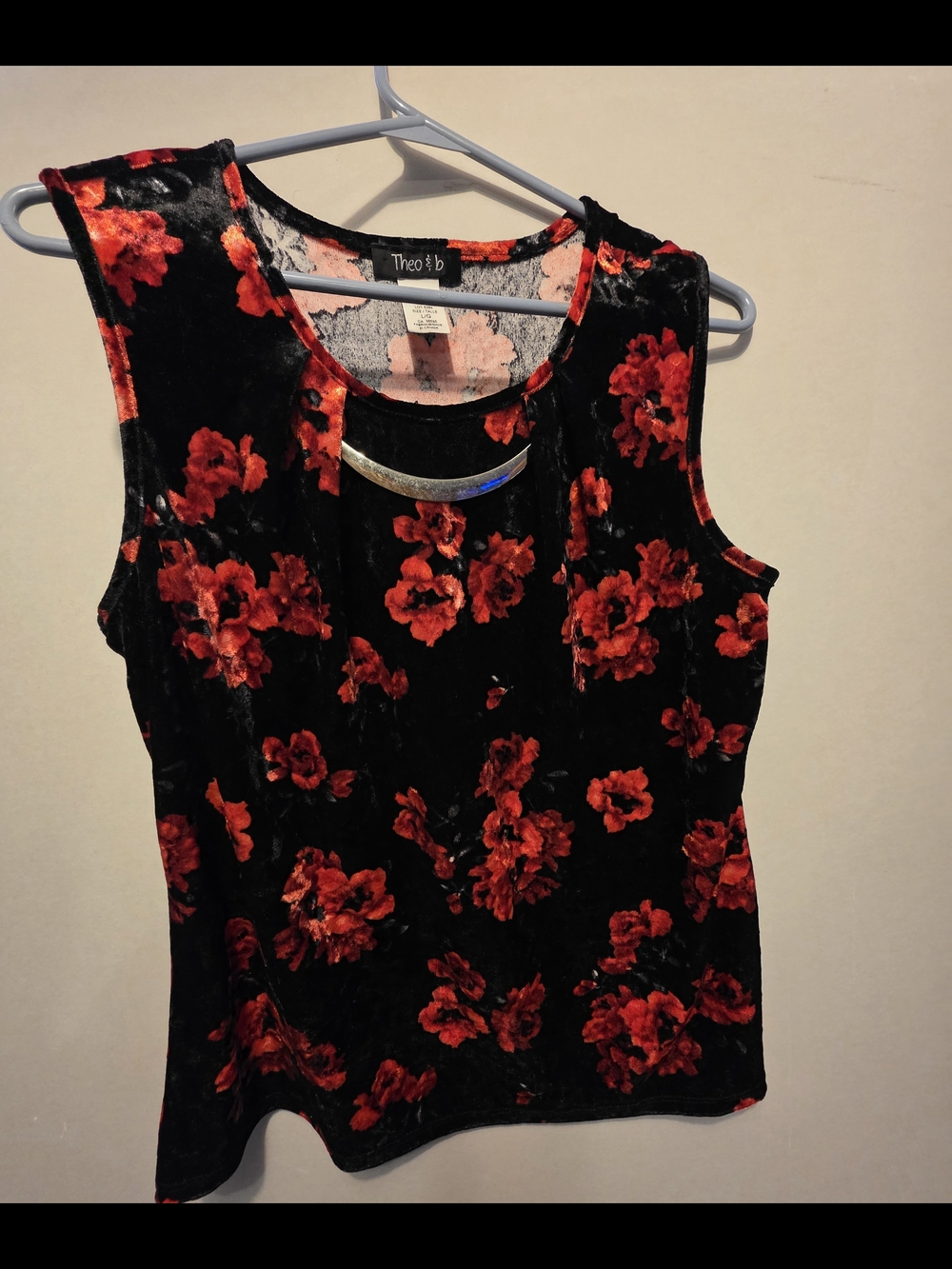 Velvet Floral Tank Top in Black & Red by